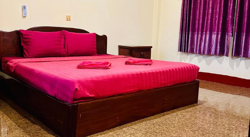 Image of Double Room with Fan 4