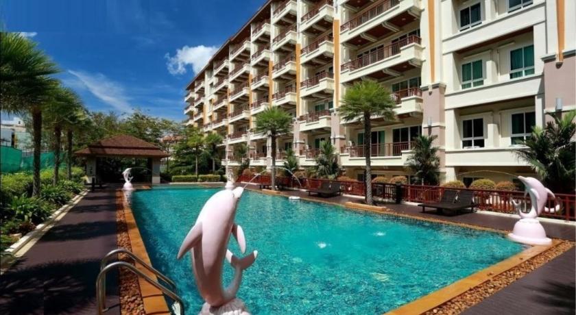 Nice Apartment large pool in nice residence central Patong beach — Hotel in Phuket