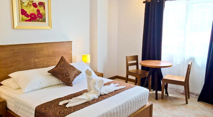 ザ パブ ホテル