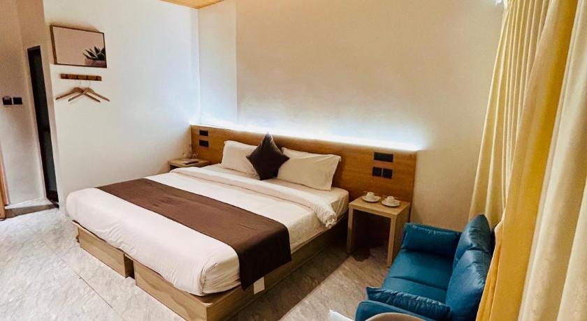 Image of Executive Suite 5