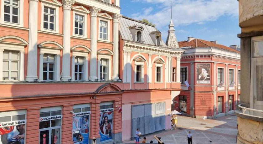 Plovdiv City Center Hotel - image 5