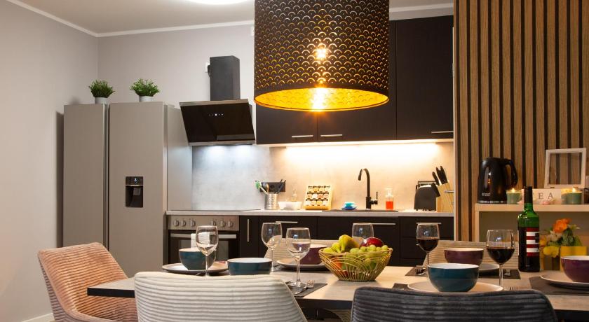 MiCasa OL - Modernes Apartment in City Bestlage - Kuche - WLAN - Balkon - Fugenloses Bad