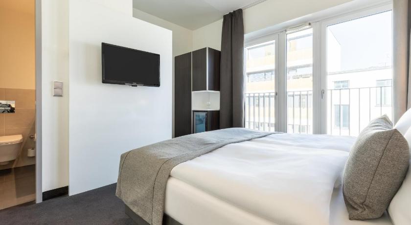 Image of Standard Room 1