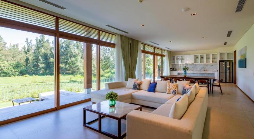 ダナン Ocean Villas Beach Resort 5つ星 ホテル レストラン