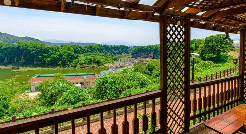 철원 달빛 강가 (Moon Rivesrs) 3성급 게스트하우스 레스토랑