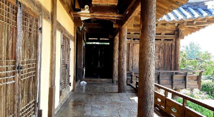 奉化 Bonghwa manhoi gotek 3星级 民宿 餐厅