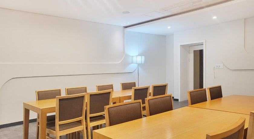 Yeosu Yeosu Staythedelight Hotel 3-Star Guesthouse pool