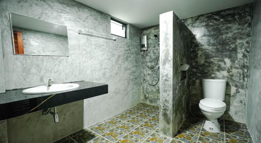 Image of Suite with Mountain View 5