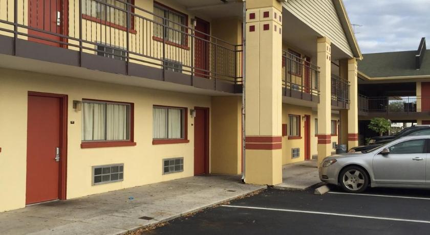 Best Motel Lakeland — Hotel in Lakeland (FL)