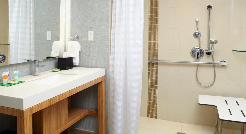 Hyatt Place Miami Airport East