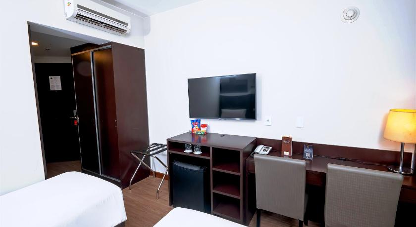 Image of Standard Twin Room 6