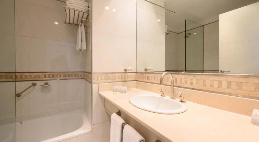 Image of Quadruple Room 2