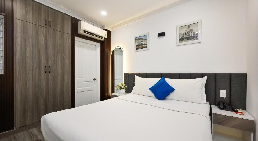Image of Superior King Room 1
