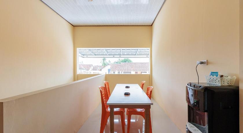 RedDoorz near Waterworld Lampung – Lampung, AL