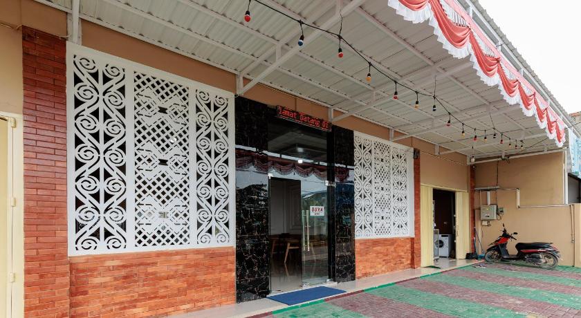 RedDoorz near Waterworld Lampung – Lampung, AL