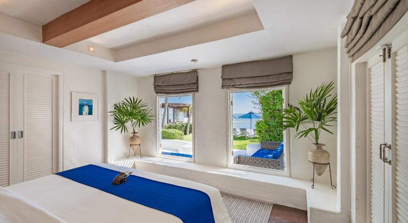 Image of Two Bedroom Chaba Beachfront Villa 7