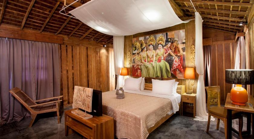 Image of Three-Bedroom Villa with Private Pool 5