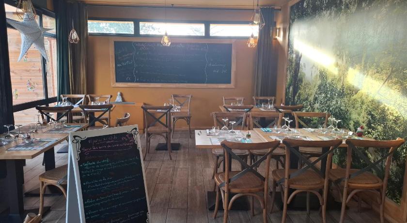 蒙隆莱班 HOTEL RESTAURANT CIRIUS 2星级 酒店 客房