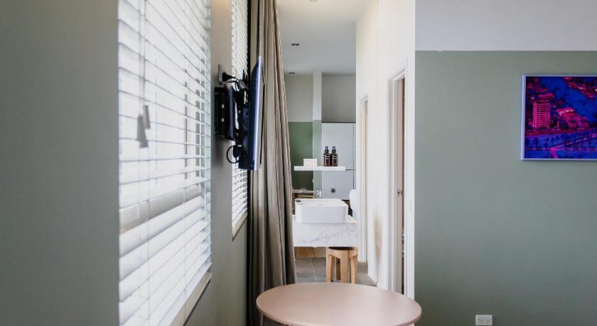 Image of Superior Room 5