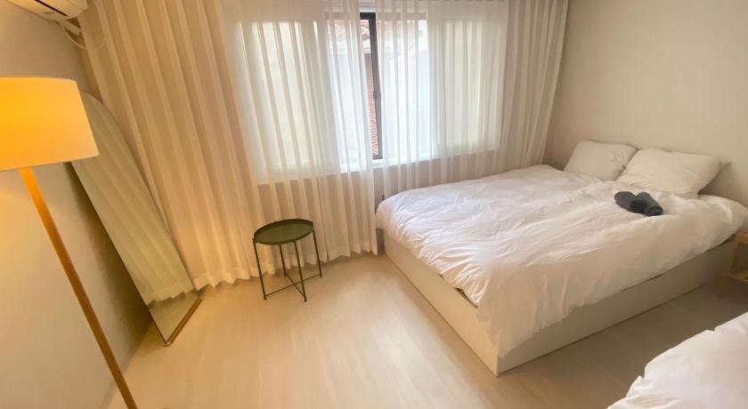 Image of Three-Bedroom Suite 4
