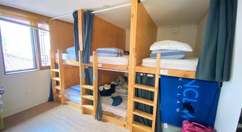 Image of 6-Bed Dormitory -- Female Only 5