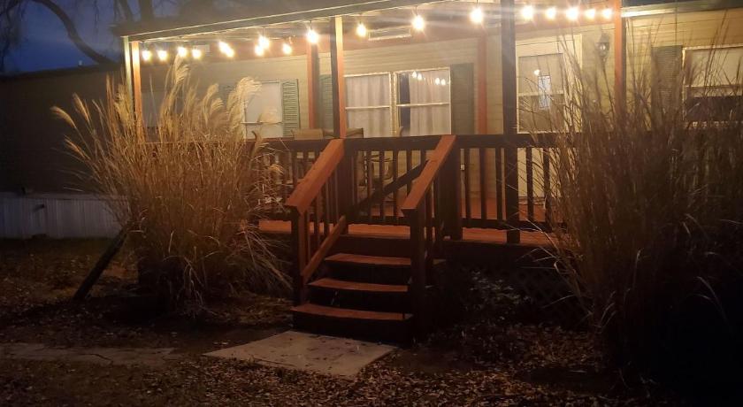 오드 Quiet Cozy Cottonwood Cottage in Scotia 4성급 숙소 레스토랑
