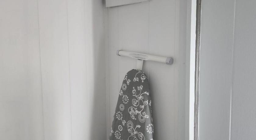 오드 Quiet Cozy Cottonwood Cottage in Scotia 4성급 숙소 로비