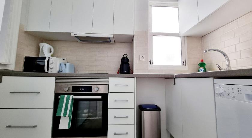 Elegant apartment in an excellent area - image 10