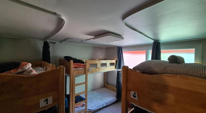 Image of Bed in 6-Bed Mixed Dormitory Room 4