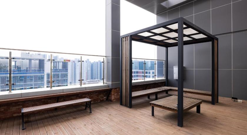 Incheon Grand Bleu Hotel & Residence Hotel view