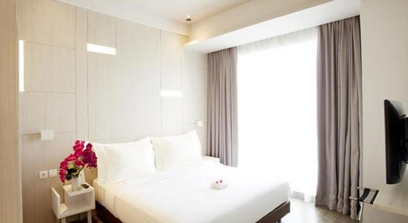 Image of Suites 0