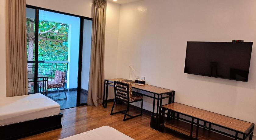 Image of Premium Triple Room 14