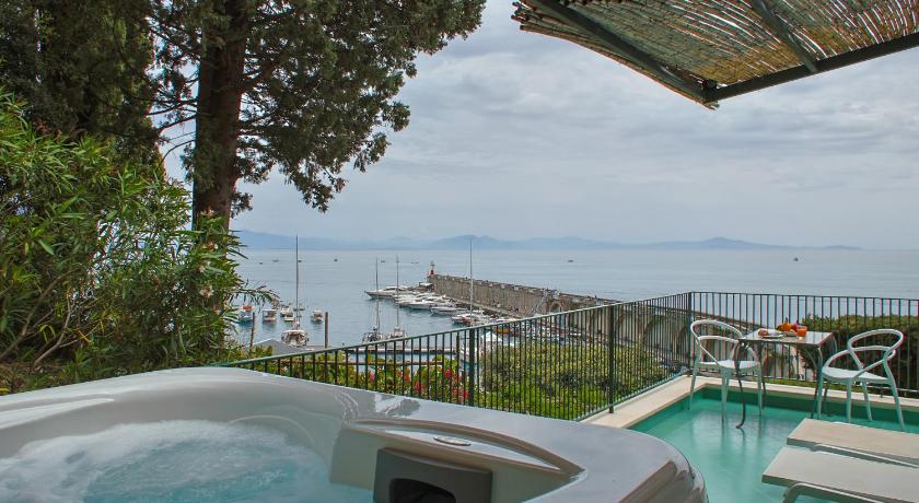 Deluxe Double or Twin Room with Spa Bath fotója 11