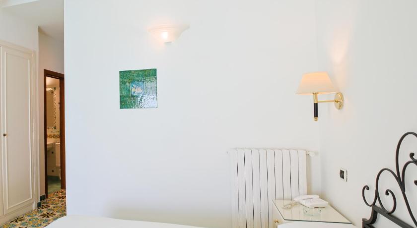 Kétszemélyes superior szoba terasszal (Superior Double Room with Terrace) fotója 16