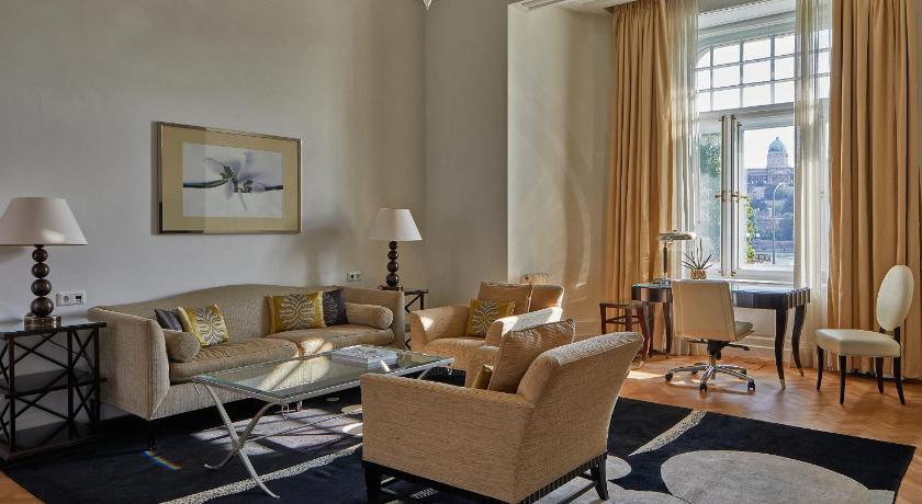 Image of Chain Bridge One Bedroom Suite 3