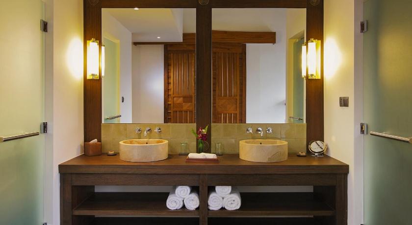 Image of Deluxe Room 11