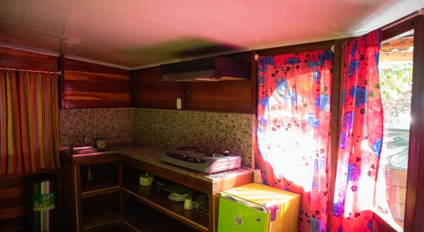 Puerto Viejo de Talamanca Rocking J's 3-Star Hotel restaurant