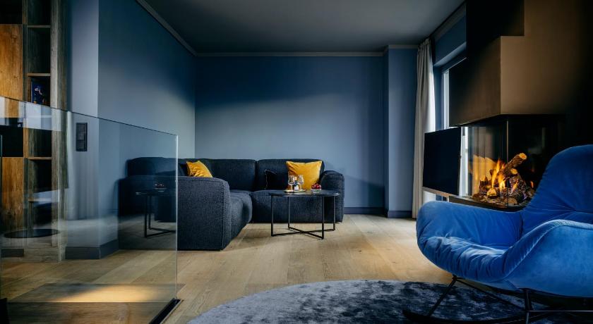 Image of Suite with Sea View 1