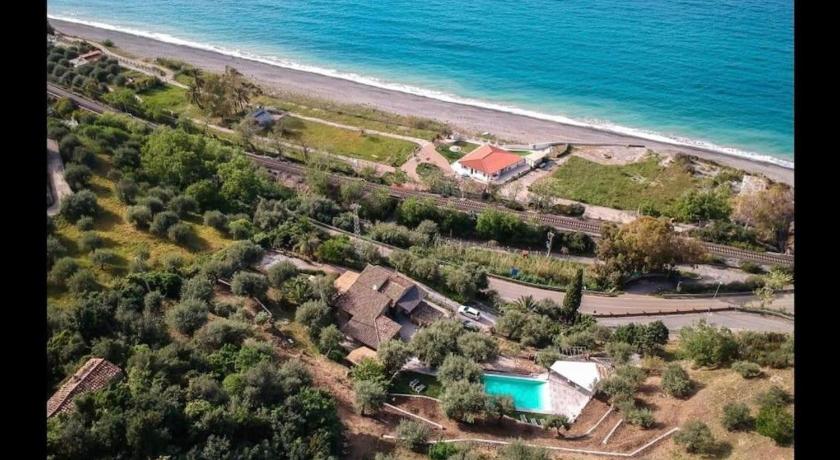 Villa Cefalu private pool - image 28