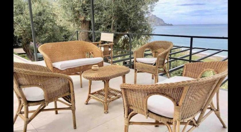 Villa Cefalu private pool - image 8