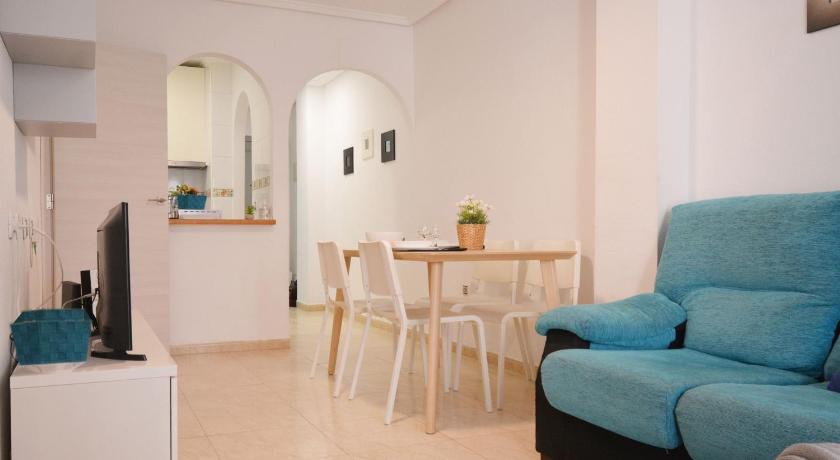 Cozy apartment in downtown area - image 14
