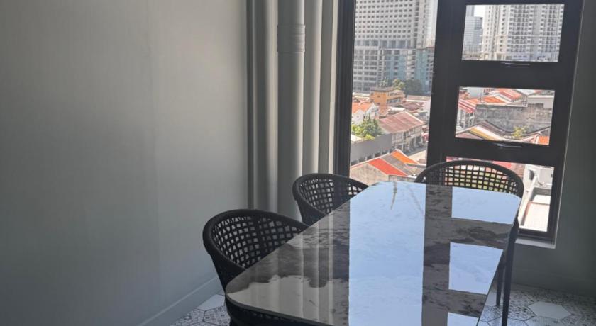 Fifth Avenue Hotel - image 28