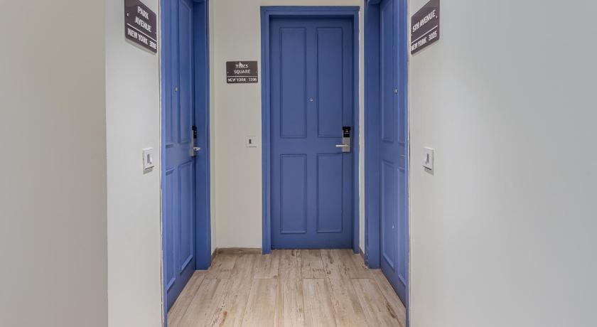 World Inn Hotel - image 25