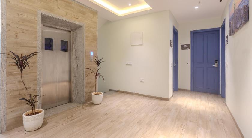 World Inn Hotel - image 18