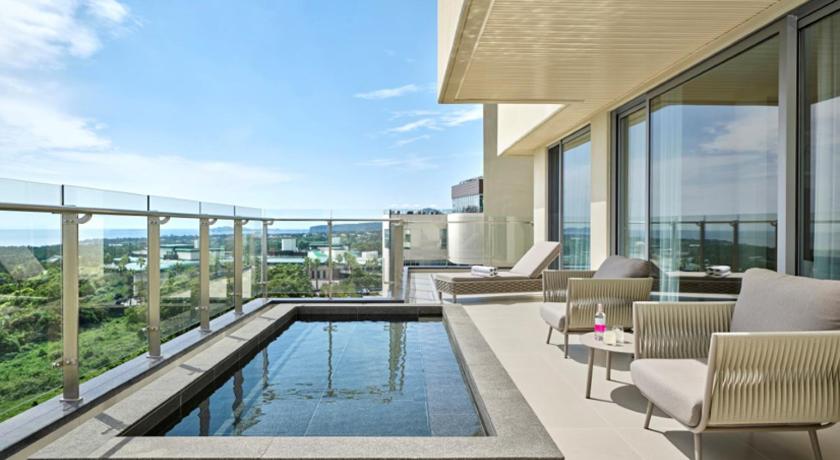 제주 그랜드 조선 힐 스위트 (Grand Josun Hill Suite) 5성급 호텔 객실