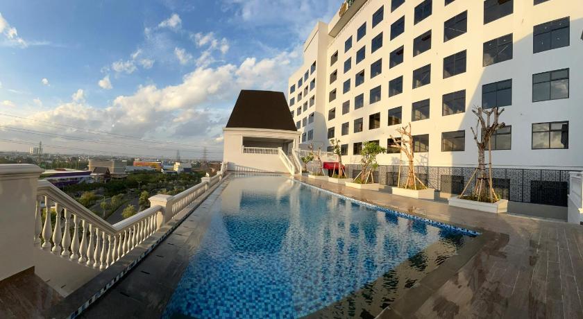 Grand Travello Hotel Bekasi - image 12