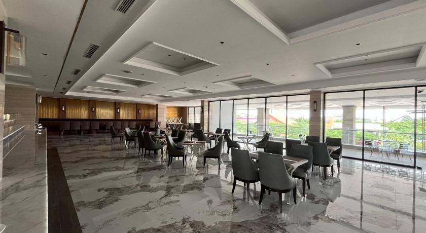 Grand Travello Hotel Bekasi - image 17