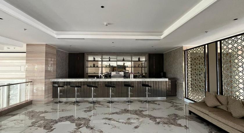 Grand Travello Hotel Bekasi - image 16