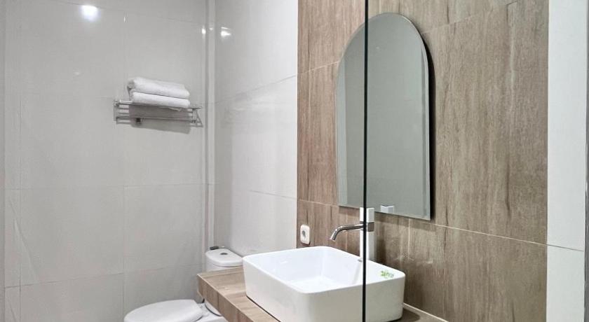 Kubu Sera Guest House - image 29