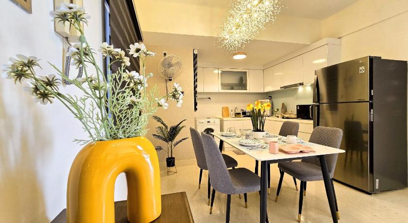 Johor Bahru Loft Suite JB Town near CIQ 7Pax 3-Star Guesthouse exterior